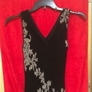 Beautiful V-Neck Prom/Wedding Dress